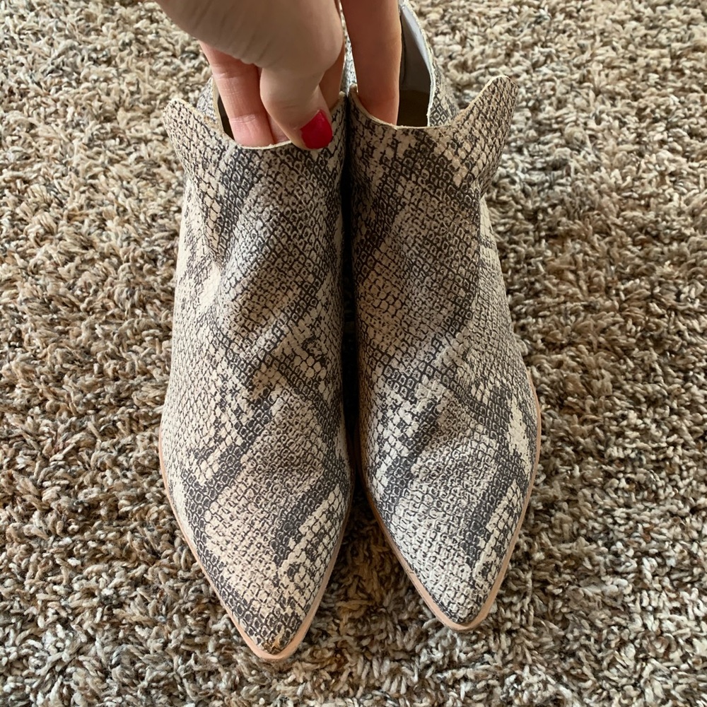 Dolce vita boots